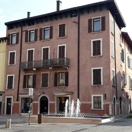 Ferienwohnung Casa Regina Saló Exterior foto
